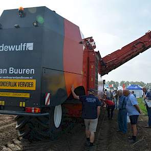 ... en een bijzonder brede achterband van maar liefst 120 cm.