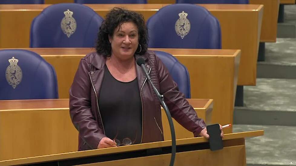 Tweede Kamerlid Van der Plas vraagt aan minister of wet natuurbescherming aangepast kan worden.