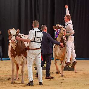 In de finale werd Irma 68 uitgeroepen tot seniorenkampioene. Aard Vosman was er blij mee!