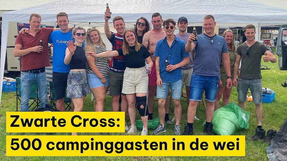 Geen koeien, maar 500 campinggasten in de wei bij Ribbers in Vragender tijdens Zwarte Cross.